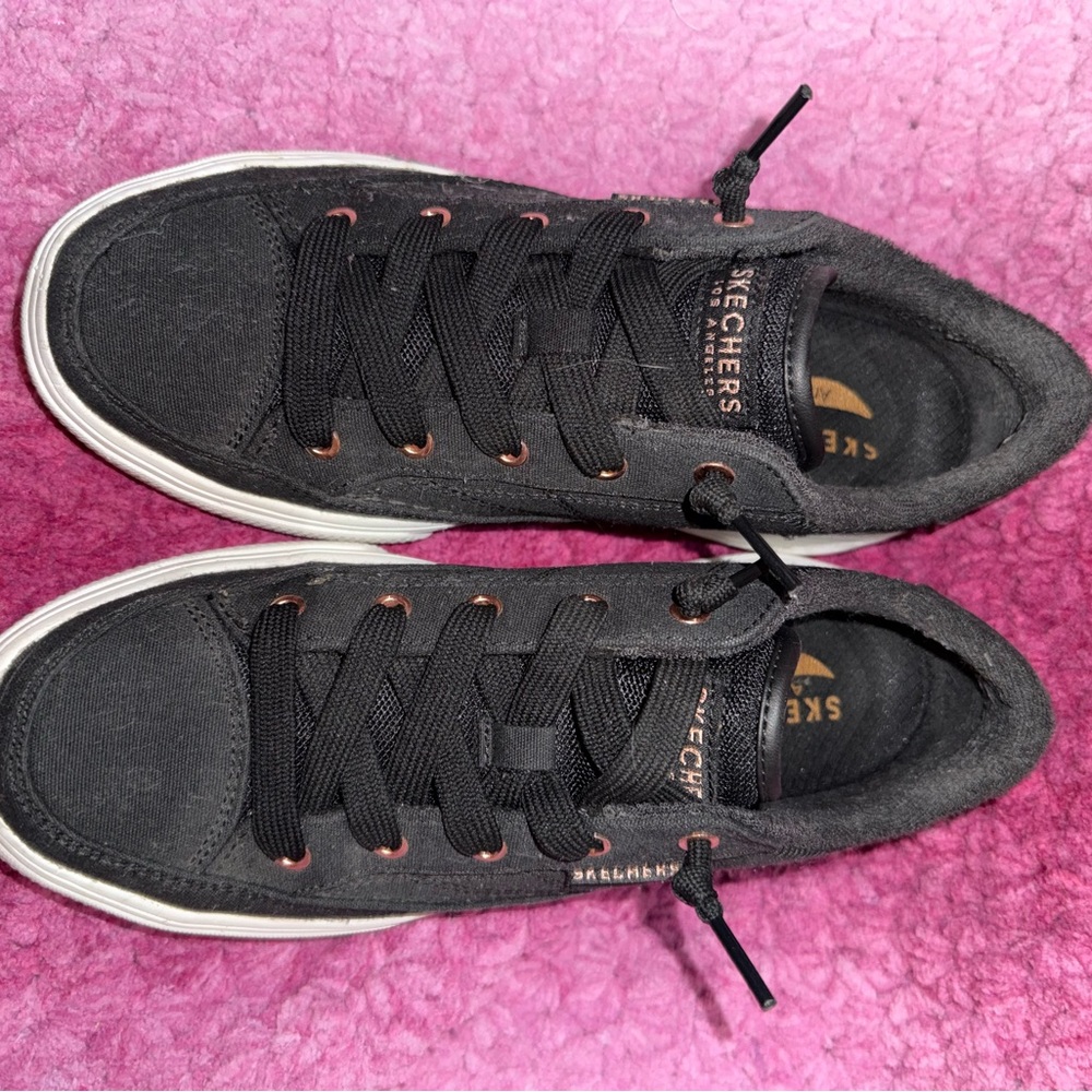 Skechers activfit black slip on sneakers